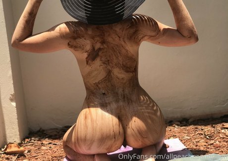 peachcreamzzz adult actress galleries