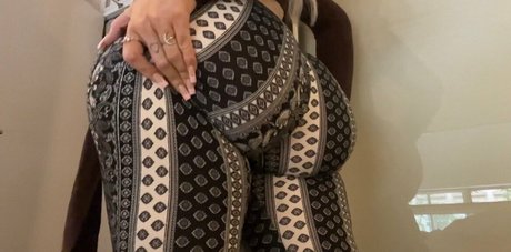 bootybyshel2 star perfect photos