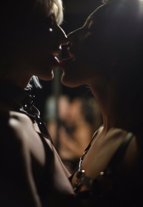 ielevenyou pretty model pictures