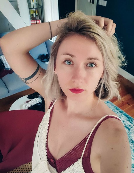 redhead skinny onlyfans hot nude image