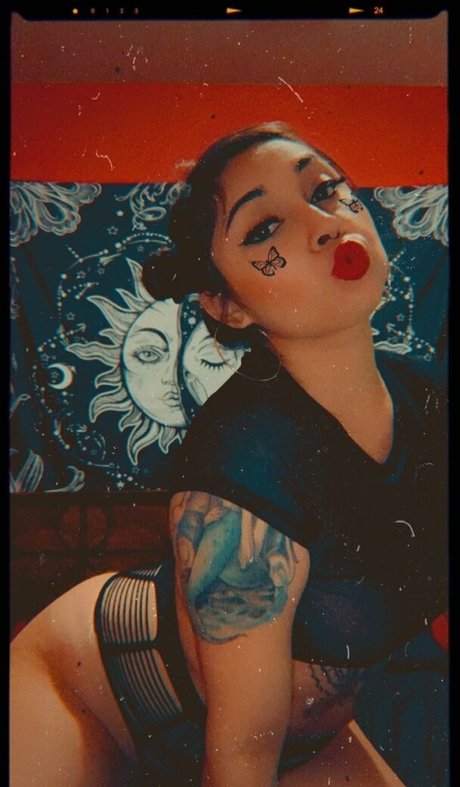 diabla mamiiii sexy model images