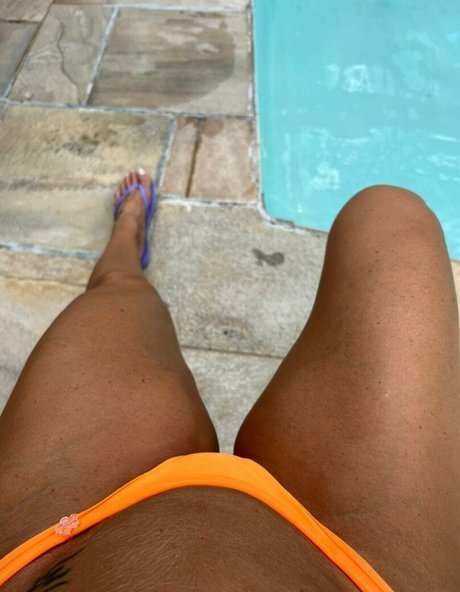 Jaque Khury hd model image