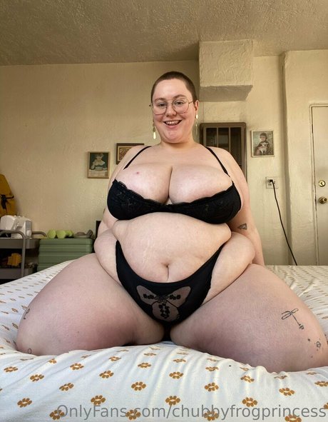 chubbyfrogprincess star sex images