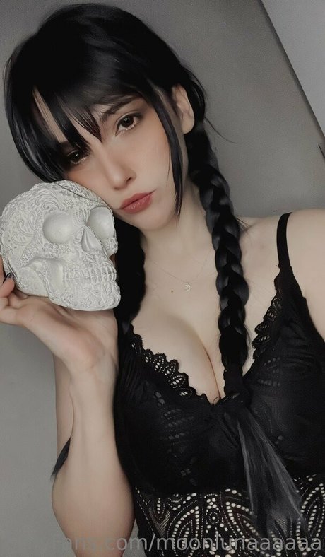 moonlunaaaaaa naked model pic