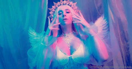 moonlunaaaaaa perfect model galleries