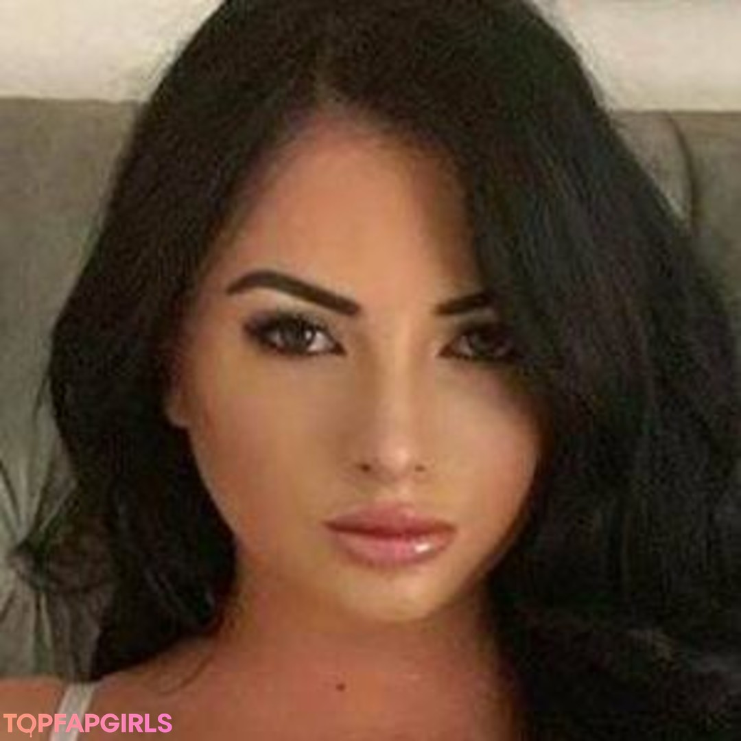 Elizabeth Jade free pornstar photo