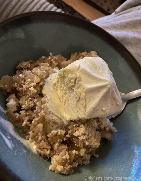 pregnant2020 star nudes pictures