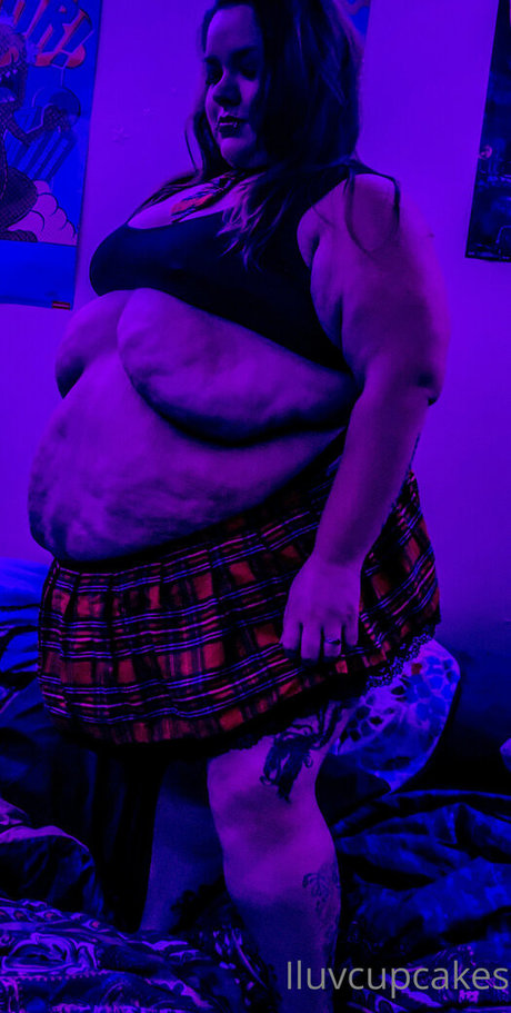 iluvcupcakes erotic model img