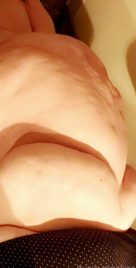 iluvcupcakes model pornographic photos