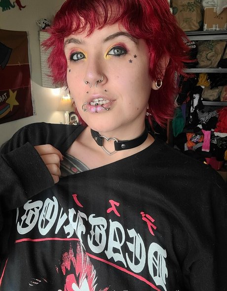 Boxcarxo erotic model photo