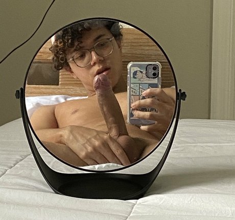 nsfwtwinx model xxx photos