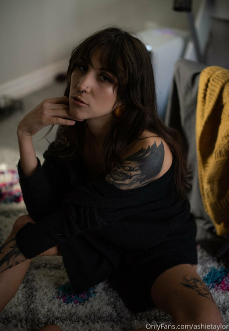 ashietaylor pornstar nice pics