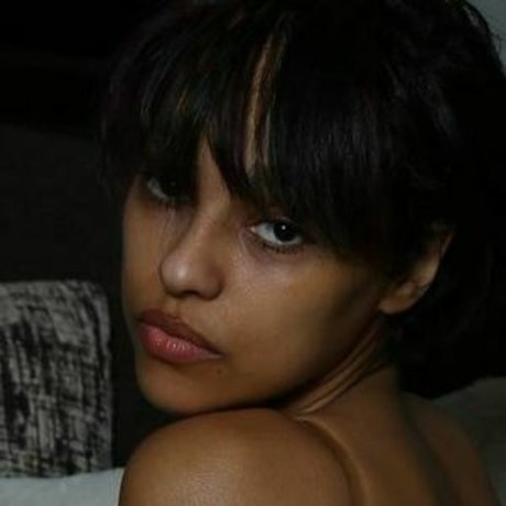 Julya Antoinette star hot pics