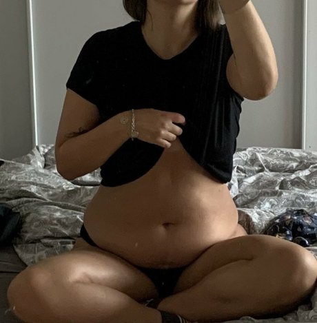 mother daughter onlyfans porno pic