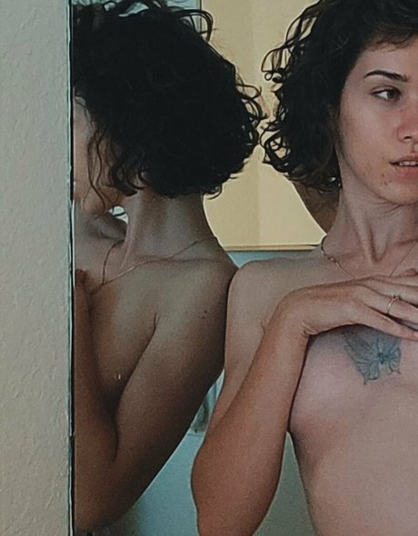 cameo crow model naked images