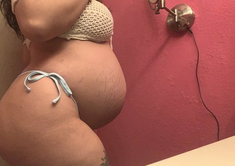 ajuicyk model nudes photo