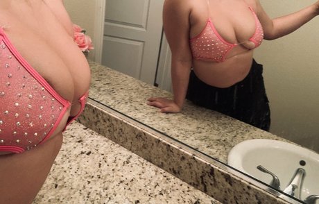 ajuicyk beautiful star photo