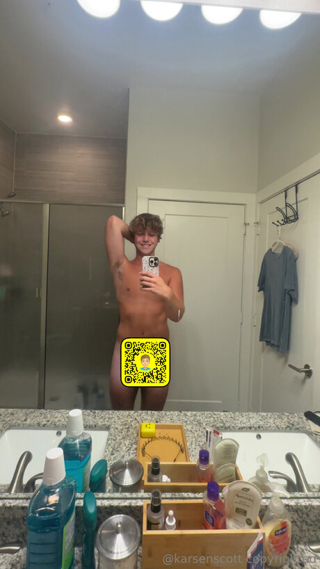 bisexual couple onlyfans best picture