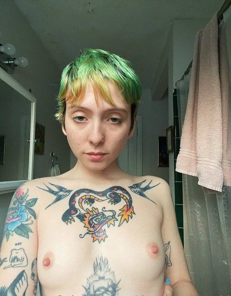 thatshortcutegirl naked pornstar galleries