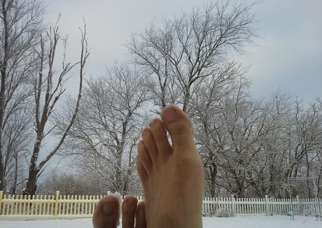 barefeeticus star naked gallery