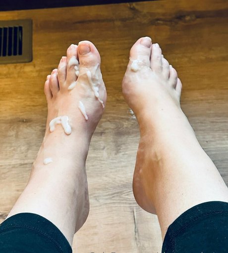 clovers photos erotic model galleries