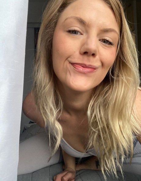 Katrina Cooper hot model image