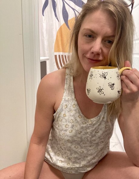 Katrina Cooper pornstar photo