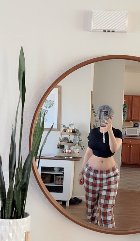 Aliyah Delaney nude actress img