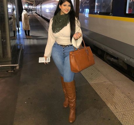 Graciela Montes pretty star pics