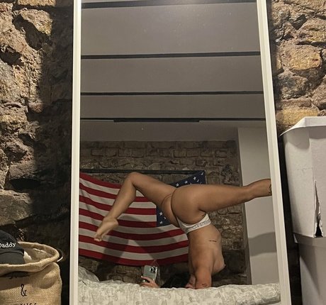 discodoll nude star photos