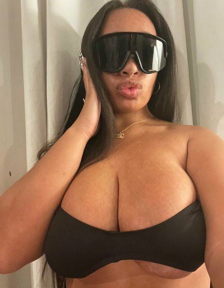 Lexxiibaebie pornstar erotic archive