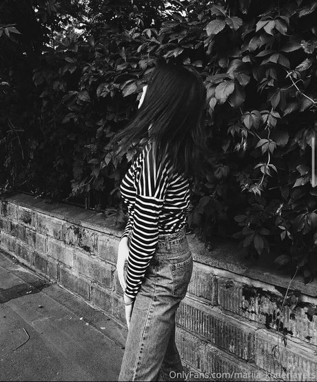 masha love you hd model photo