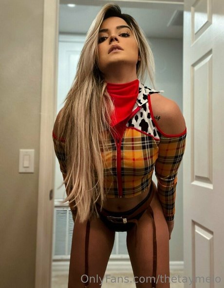 Tay Melo sexy actress gallery