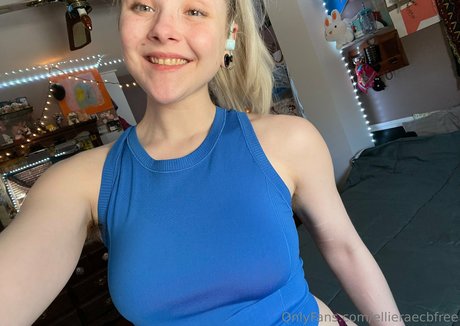 ellieraecbfree porn model photo