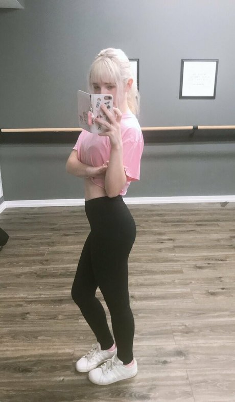 renbunni xxx model images