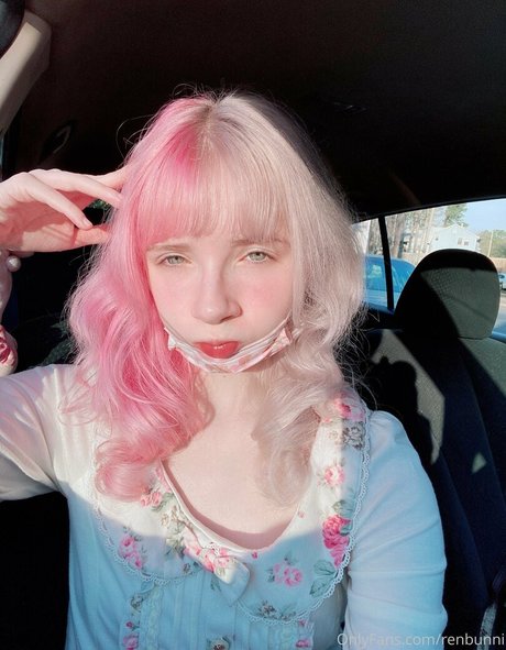 renbunni erotic actress photo