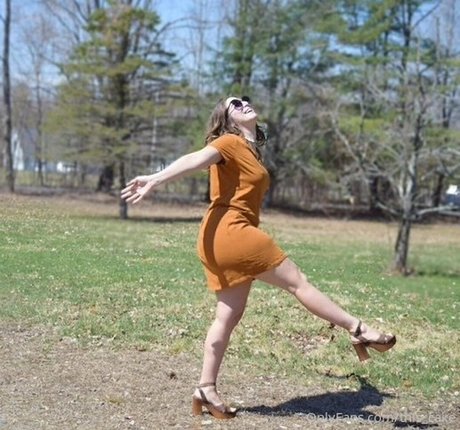 this cake star hot photo