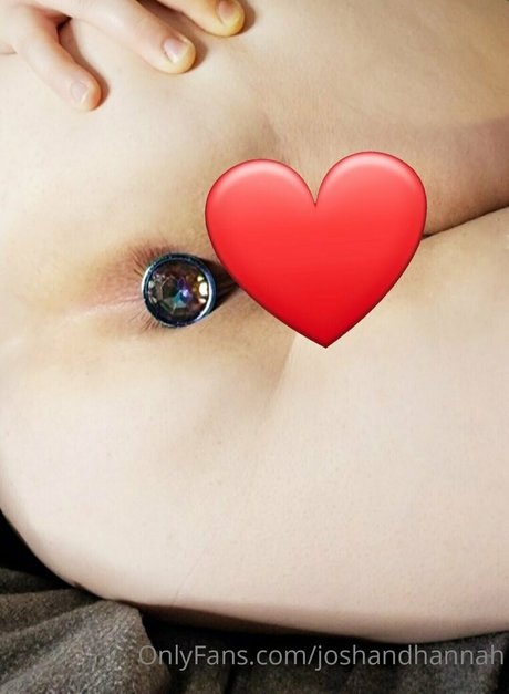 joshandhannah star naked images