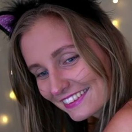 Its ev naked star pictures