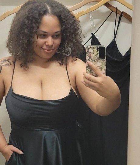 Sharlettewitch Quick photo