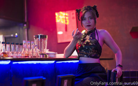 ai suru69 adult model gallery