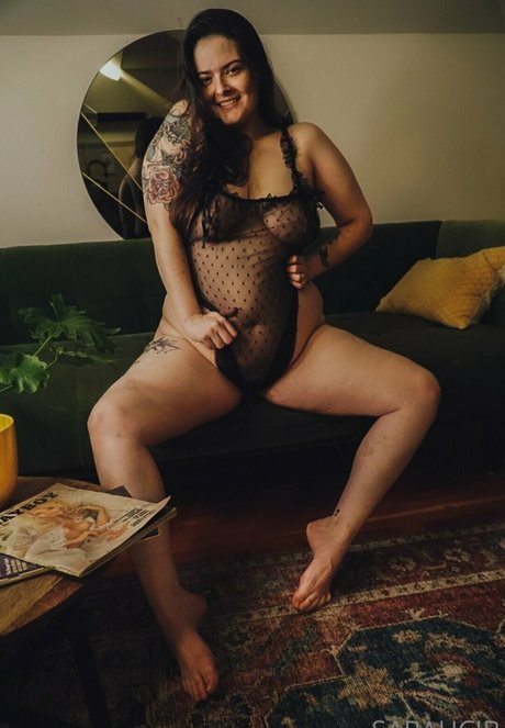 babe brunette onlyfans hd photos