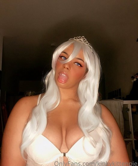 kinkykittenpie hot actress image