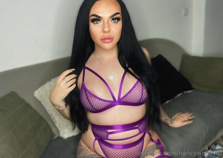tattooed shemale onlyfans sexy naked pics