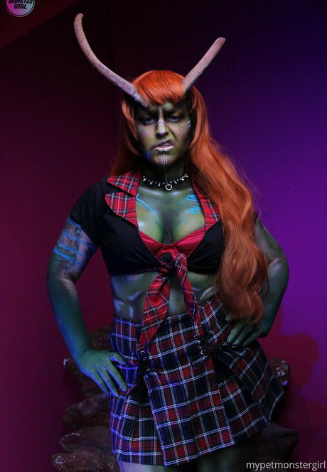 mypetmonstergirl hot star picture