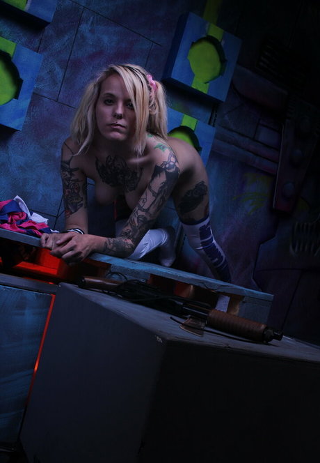 mypetmonstergirl model xxx image