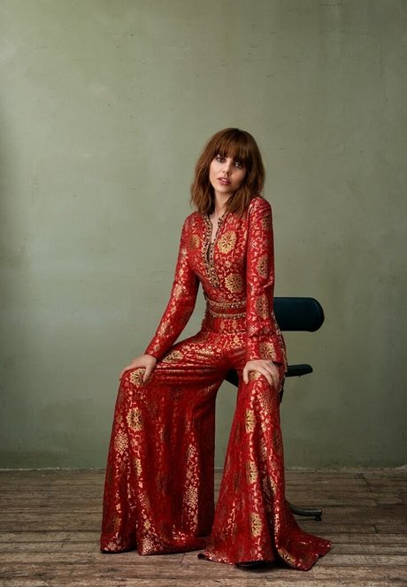 Ophelia Lovibond porn model pic