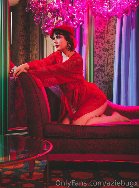 aziebugx model sex img