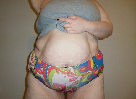 roulamindbodylife nude actress picture