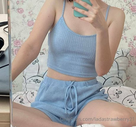ladastrawberry21 high quality model galleries